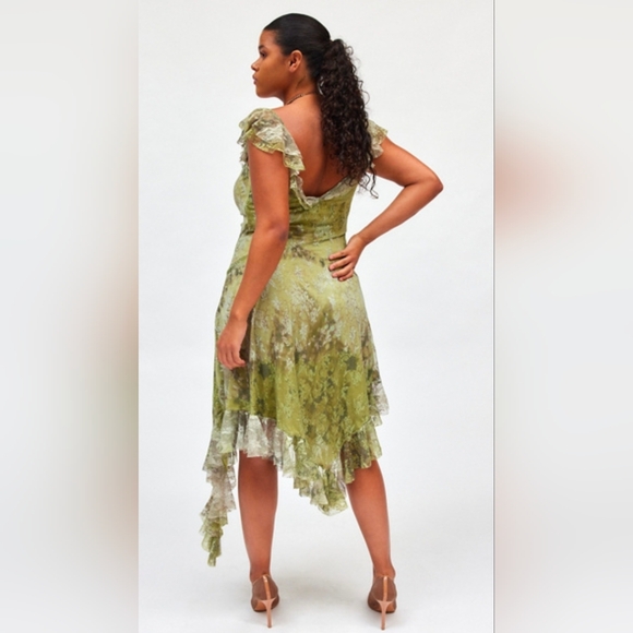 UO Hyacinth Green Ruffled Lace Spliced Midi Dress - Picture 2 of 16